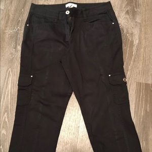 WHBM Capris- Black